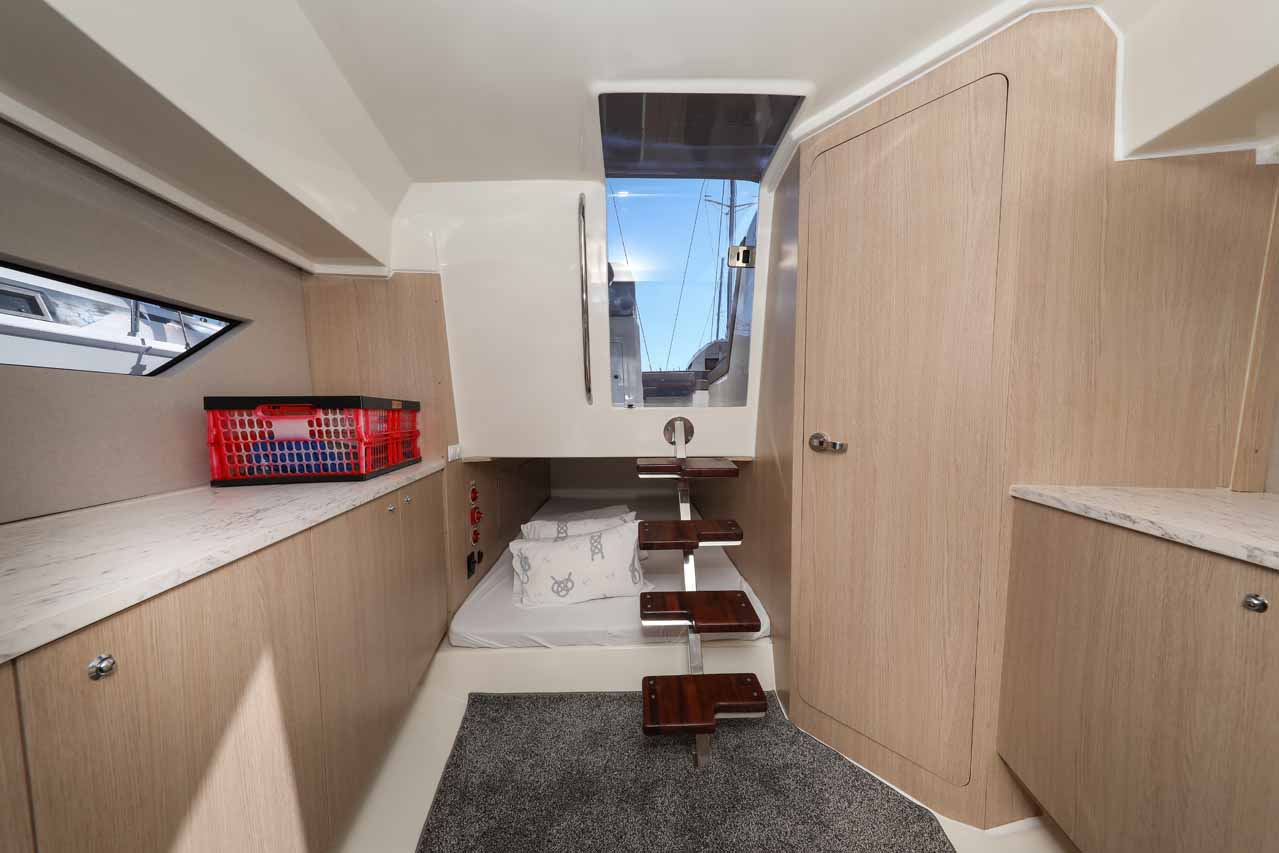 Nuva M9 Cabin — photo 14