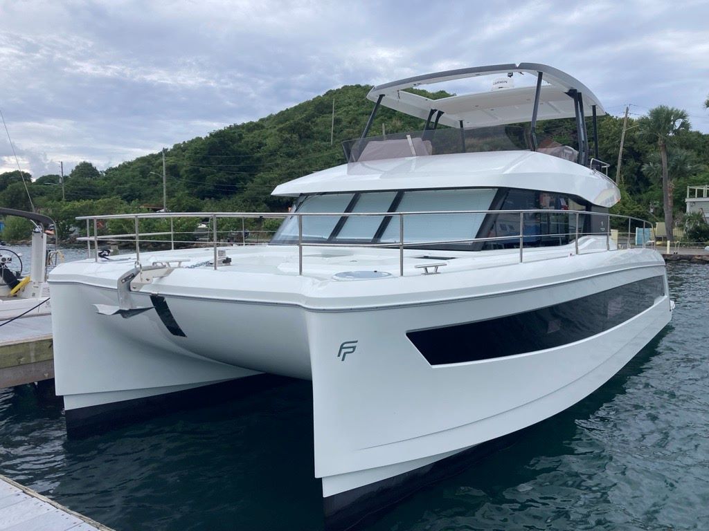 Fountaine Pajot MY6 — photo 1