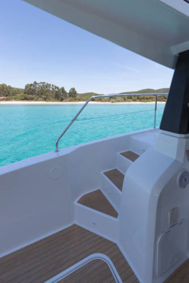 Fountaine Pajot MY6 — photo 5
