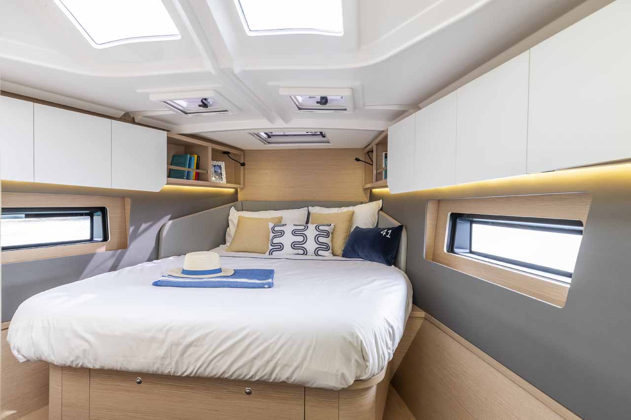 Dufour 41 Performance - 3 cab. — photo 9