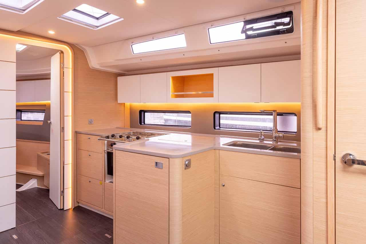 Dufour 41 Performance - 3 cab. — photo 7