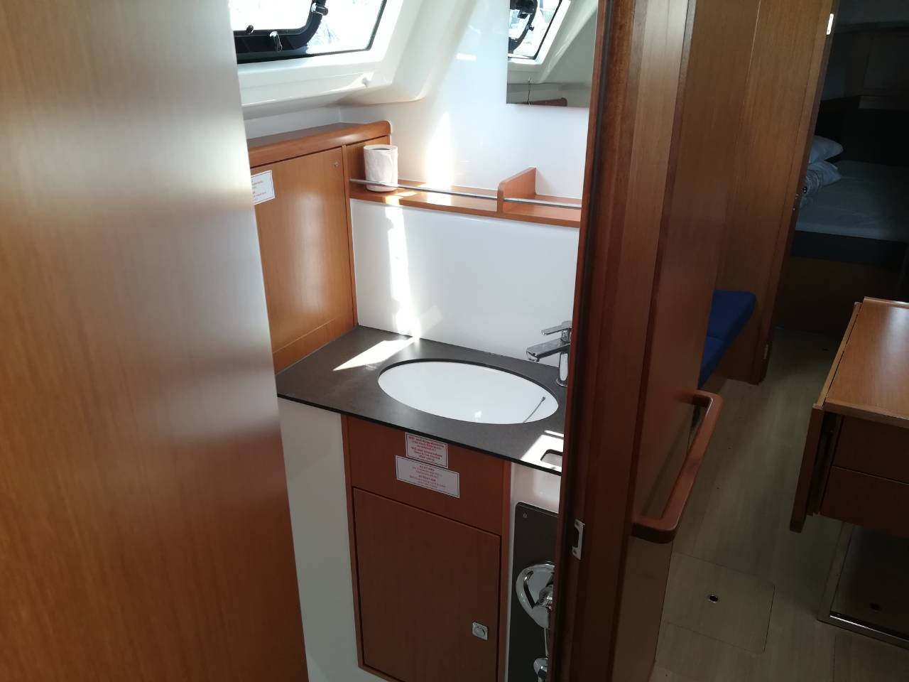 Bavaria Cruiser 37 - 3 cab. — photo 6