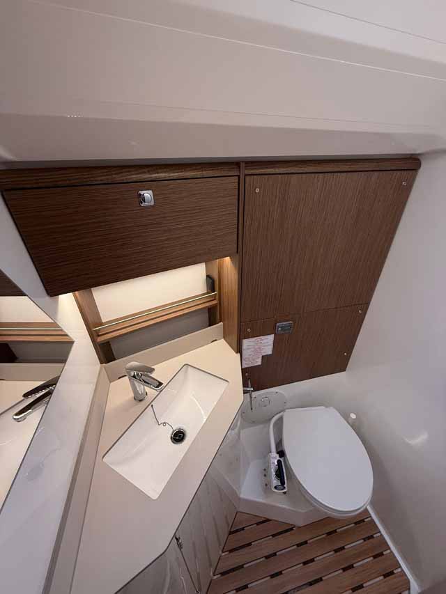 Bavaria C46 - 4 cab. — photo 18