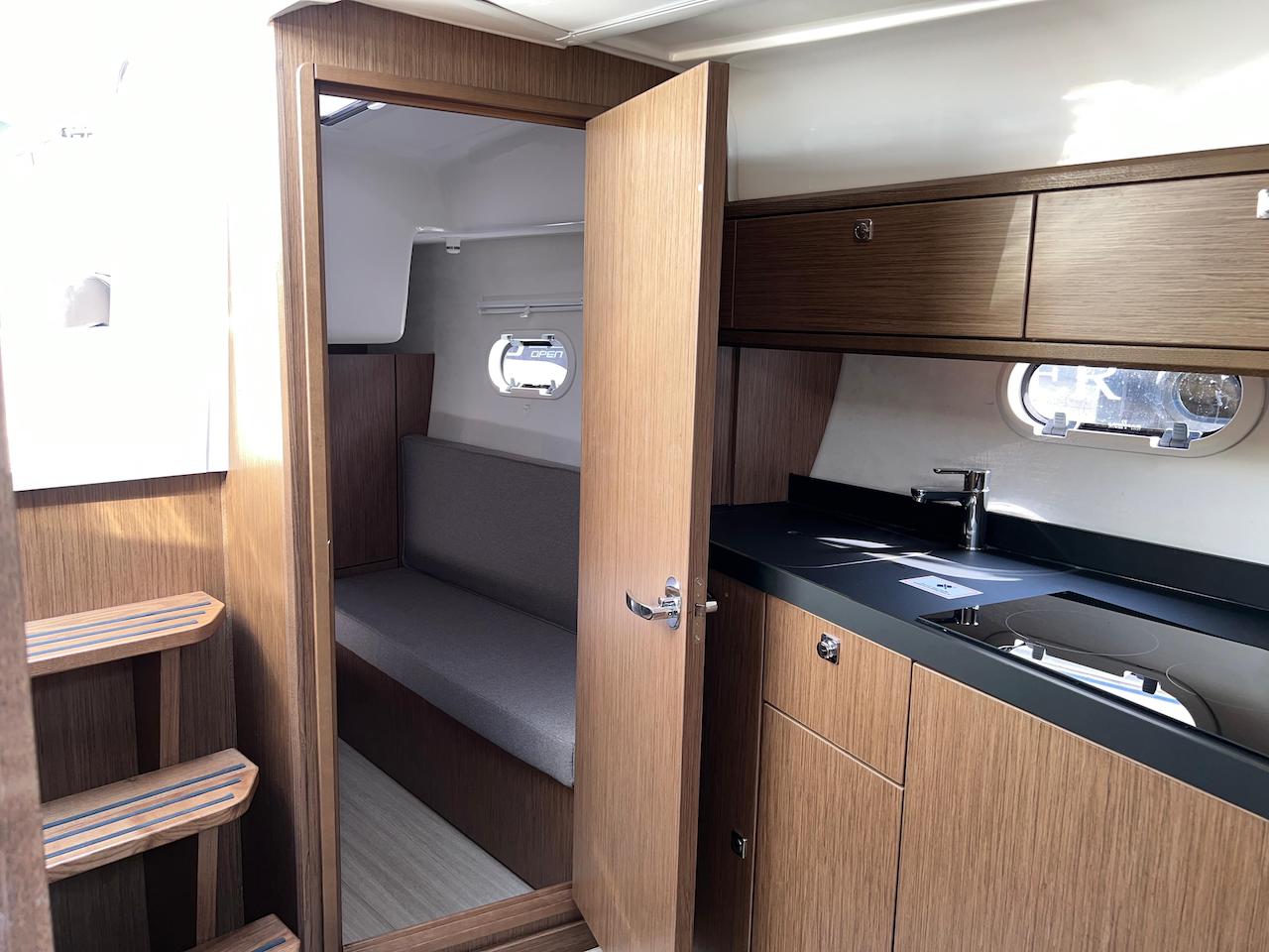Bavaria S29+ — photo 12