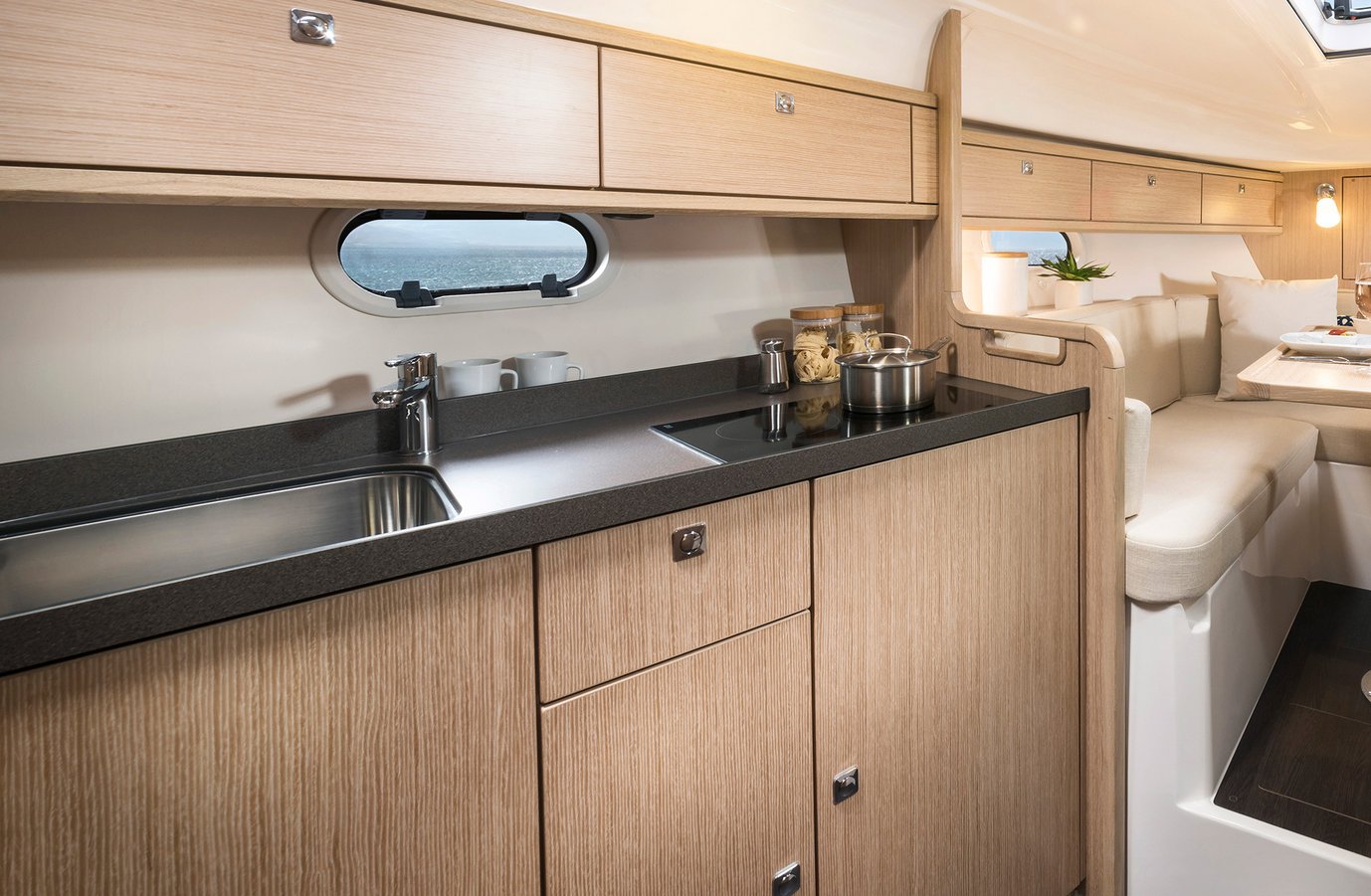 Bavaria S29+ — photo 11