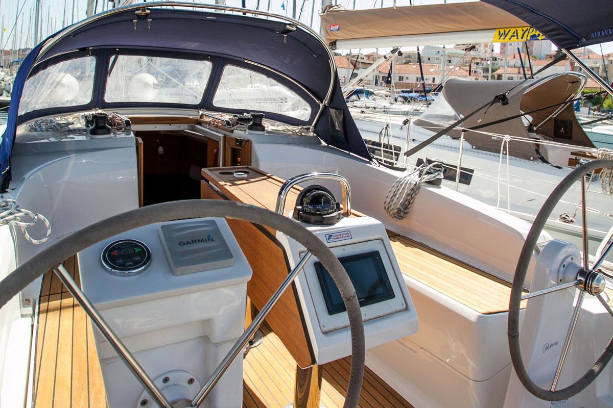 Bavaria Cruiser 34 — photo 5