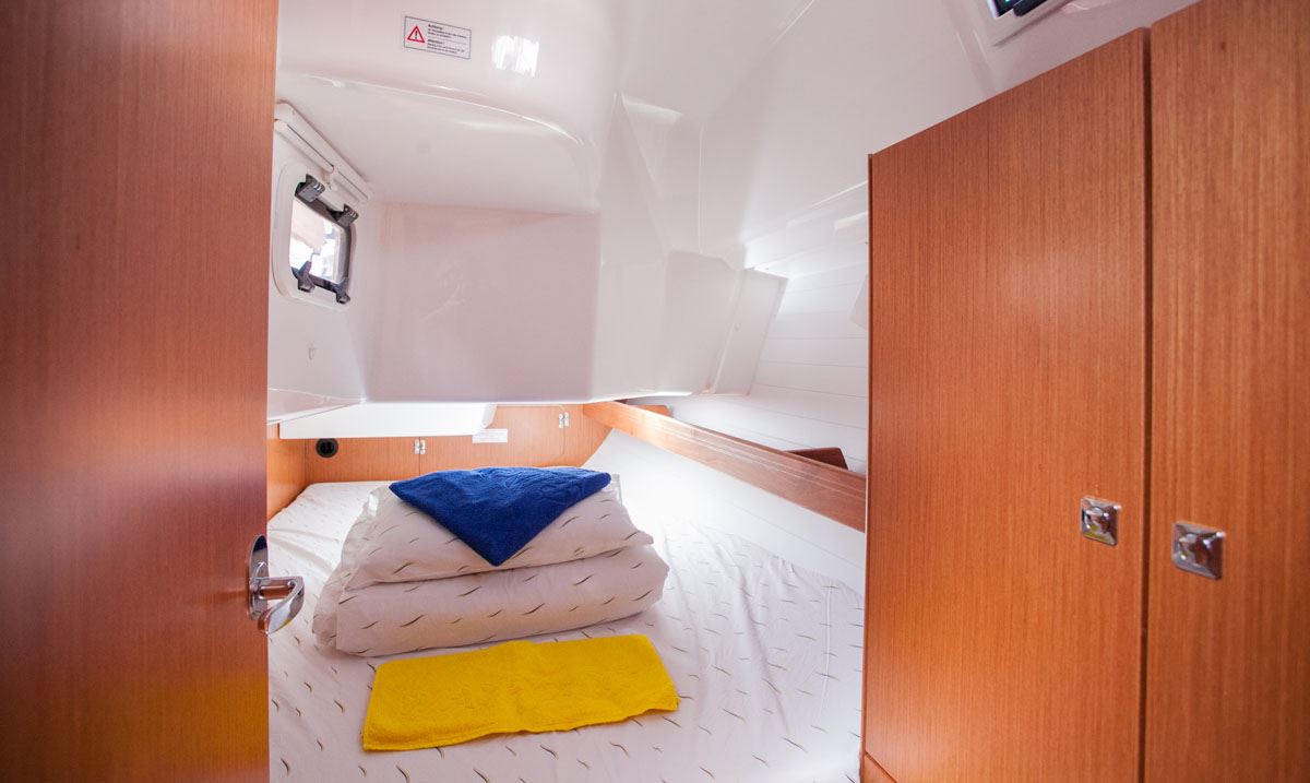 Bavaria Cruiser 34 — photo 15