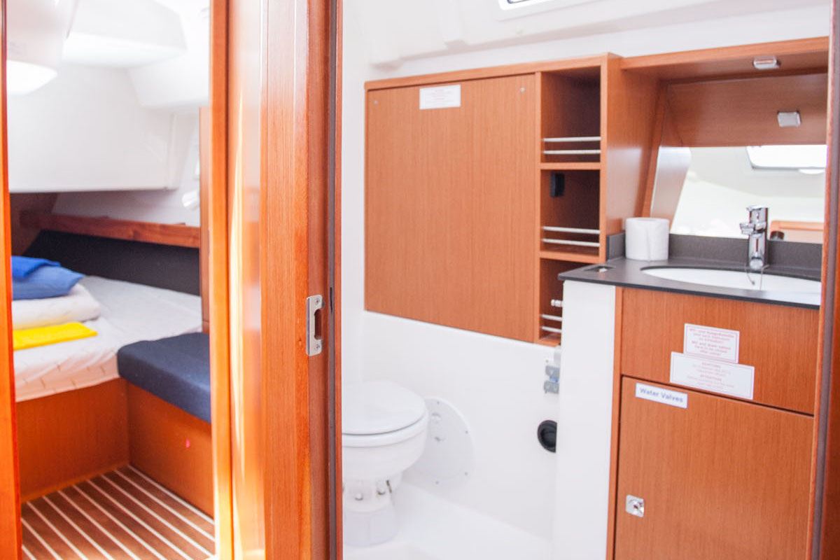 Bavaria Cruiser 41 - 3 cab. — photo 21