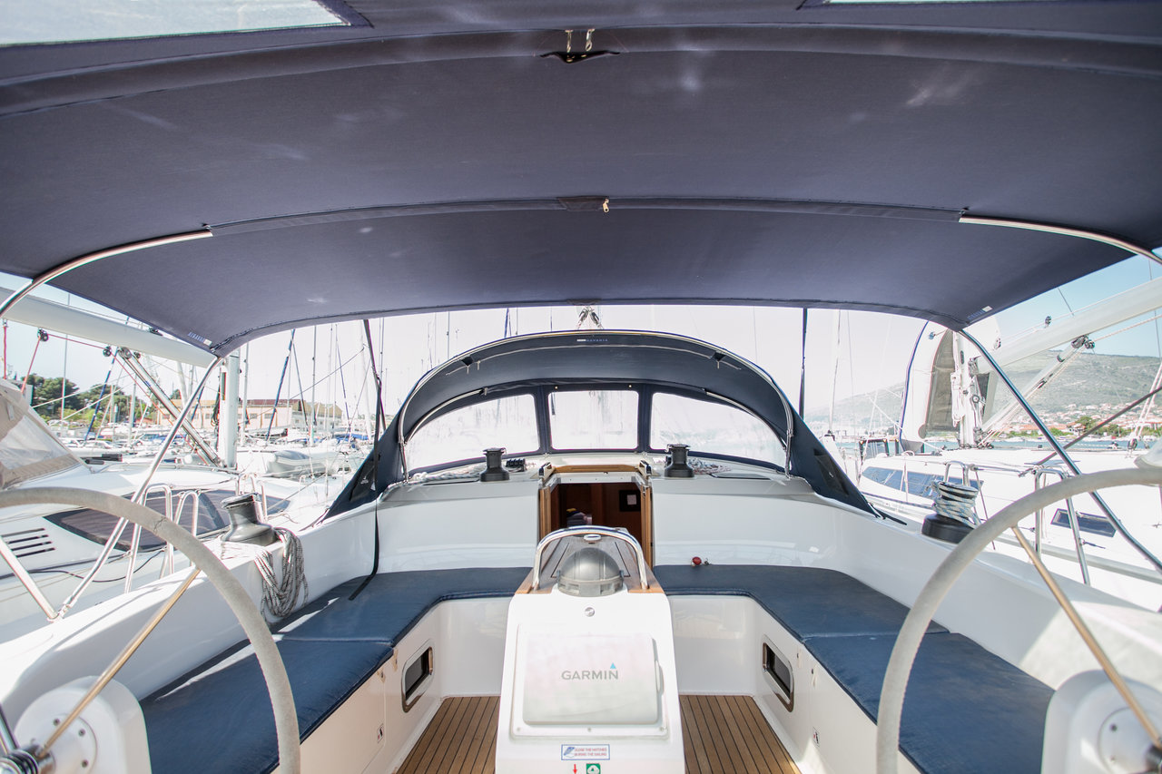 Bavaria Cruiser 51 — photo 4