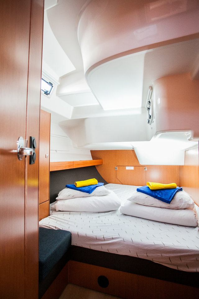 Bavaria Cruiser 51 — photo 14
