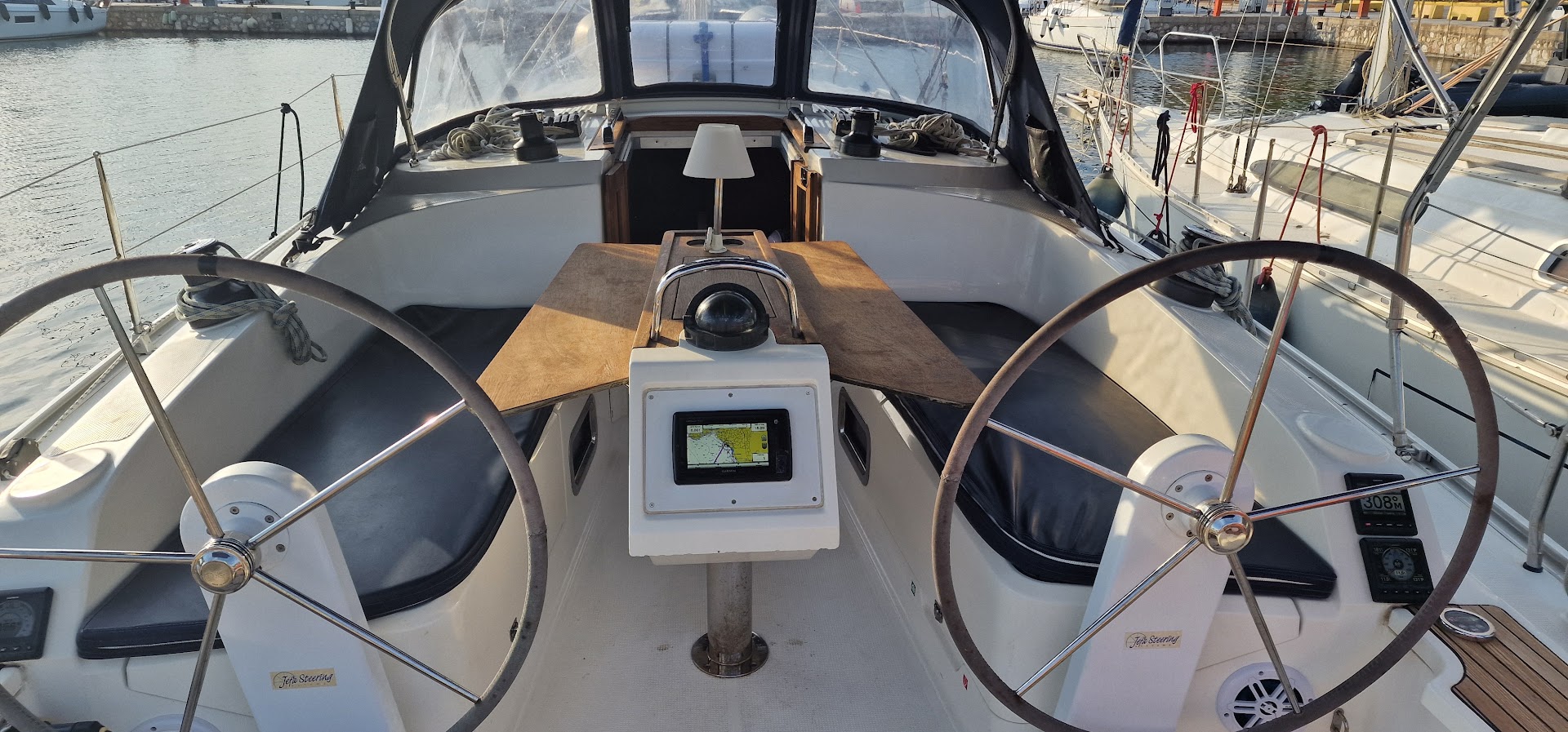Bavaria Cruiser 37 - 3 cab. — photo 5