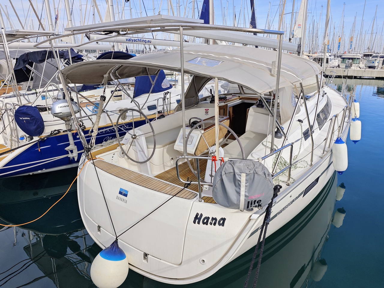 Bavaria Cruiser 37 - 3 cab. — photo 3