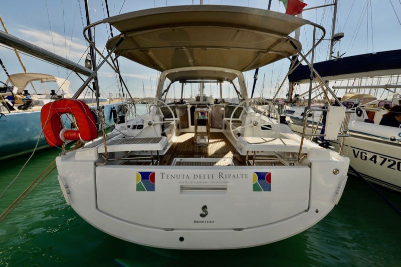 Oceanis 41.1 — photo 1
