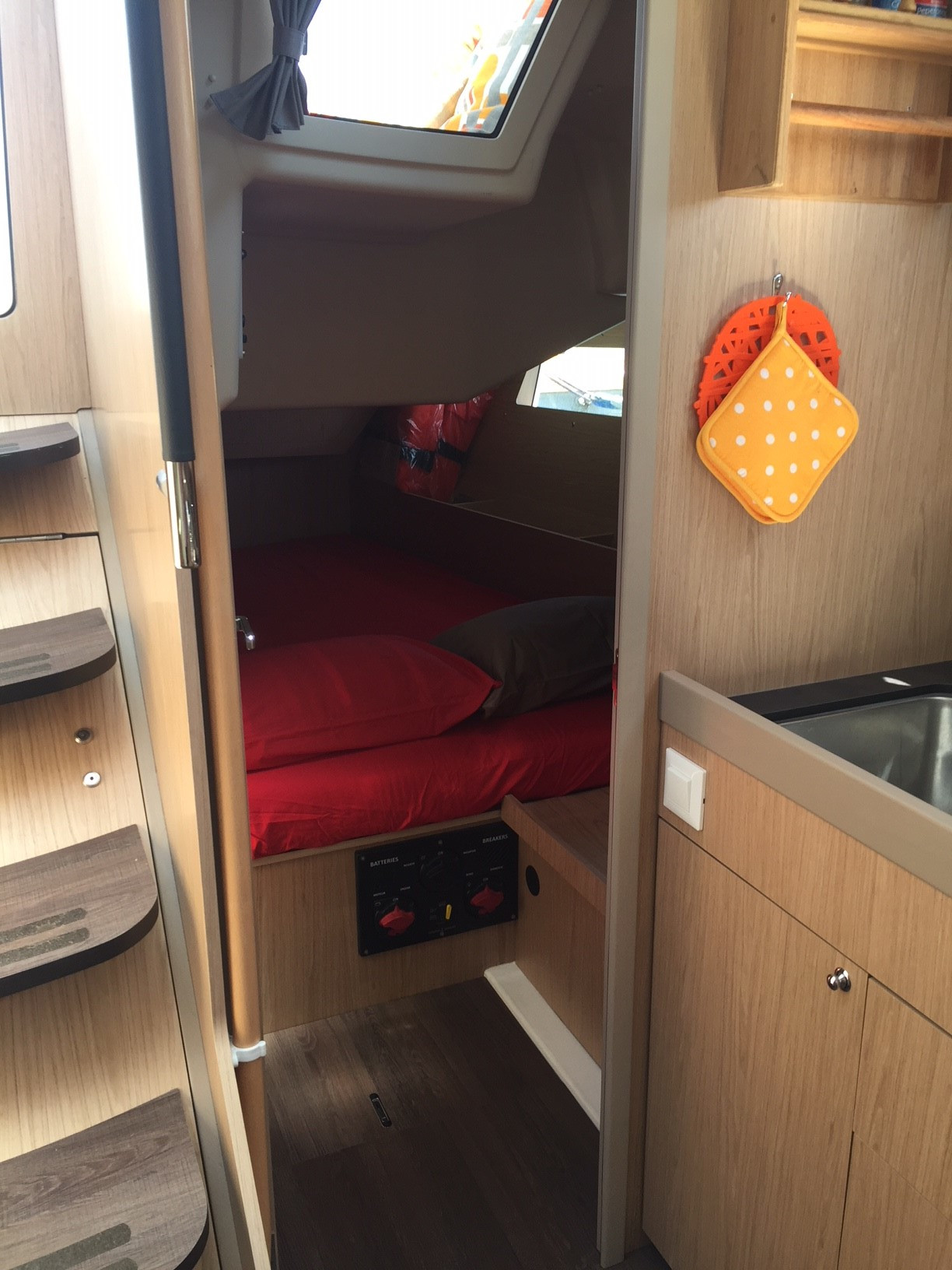 Oceanis 41.1 — photo 9