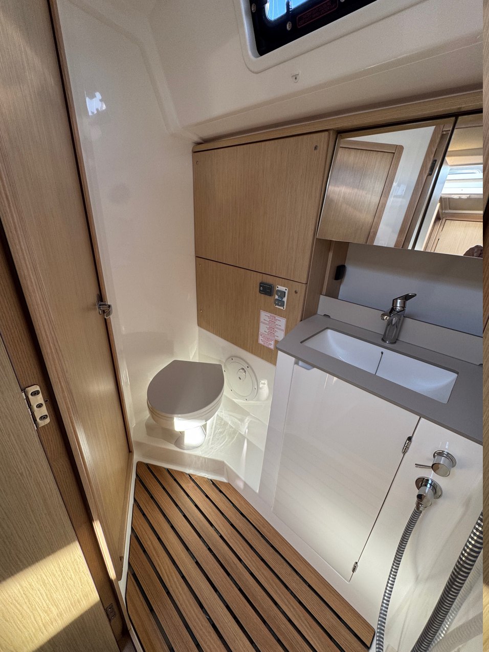 Bavaria C46 - 5 cab. — photo 18