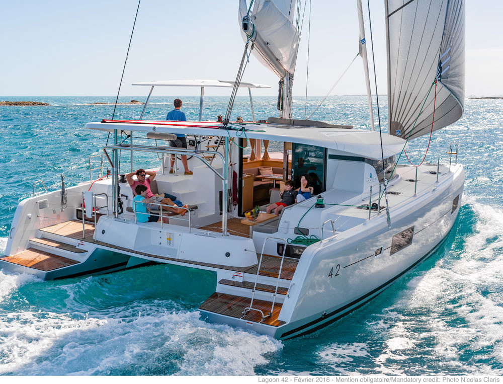 Lagoon 42 - 4 + 2 cab. — photo 4