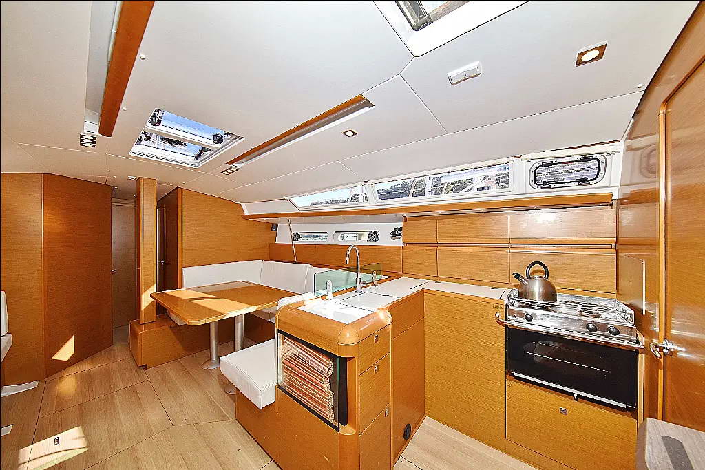 Sun Odyssey 449 — photo 12