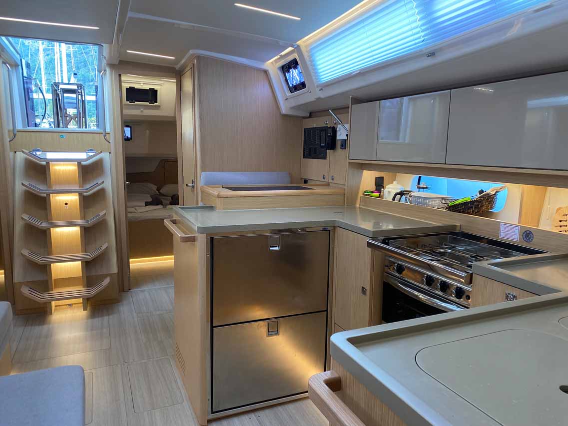 Bavaria C46 - 5 cab. — photo 5