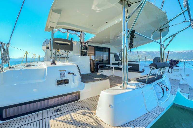 Lagoon 42 - 4 + 2 cab. — photo 4