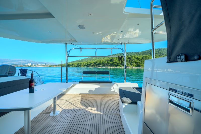 Lagoon 42 - 4 + 2 cab. — photo 6