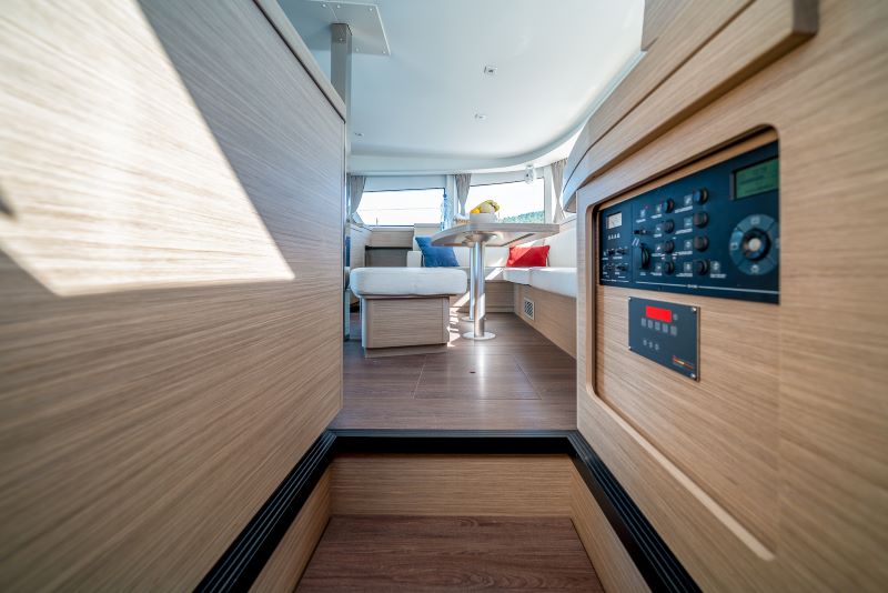 Lagoon 42 - 4 + 2 cab. — photo 12
