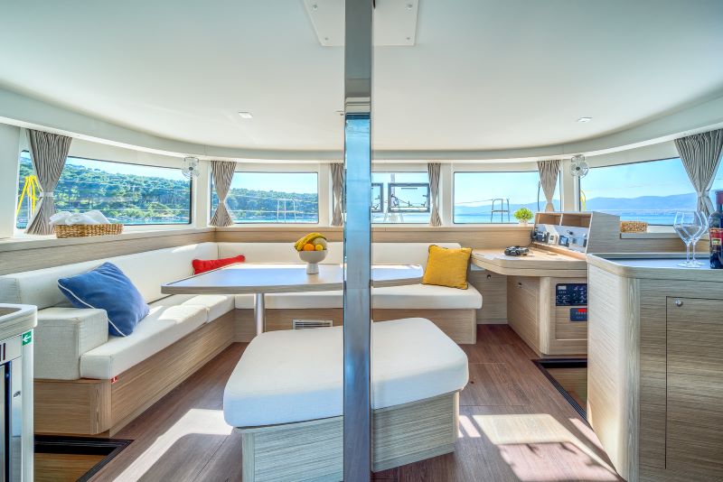 Lagoon 42 - 4 + 2 cab. — photo 12