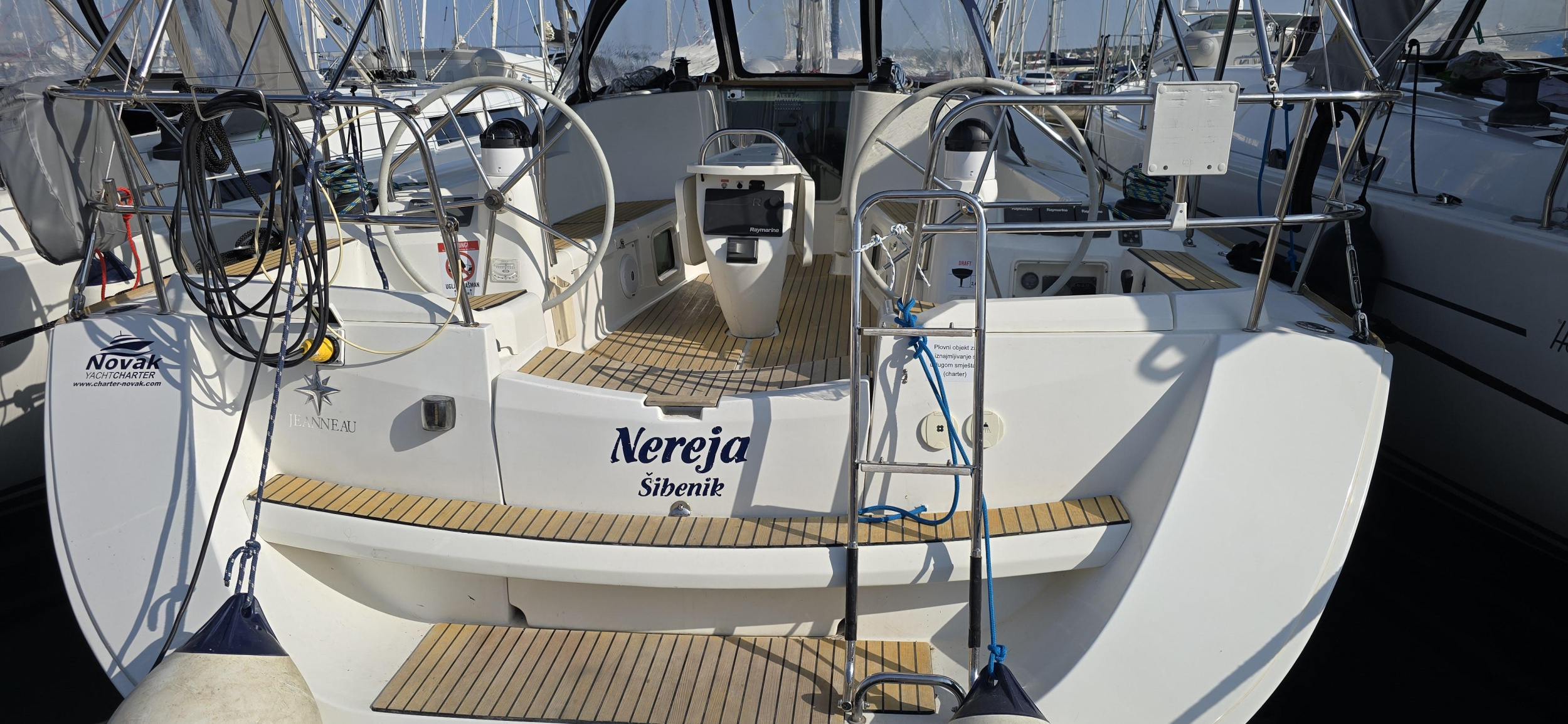 Sun Odyssey 42i — photo 1