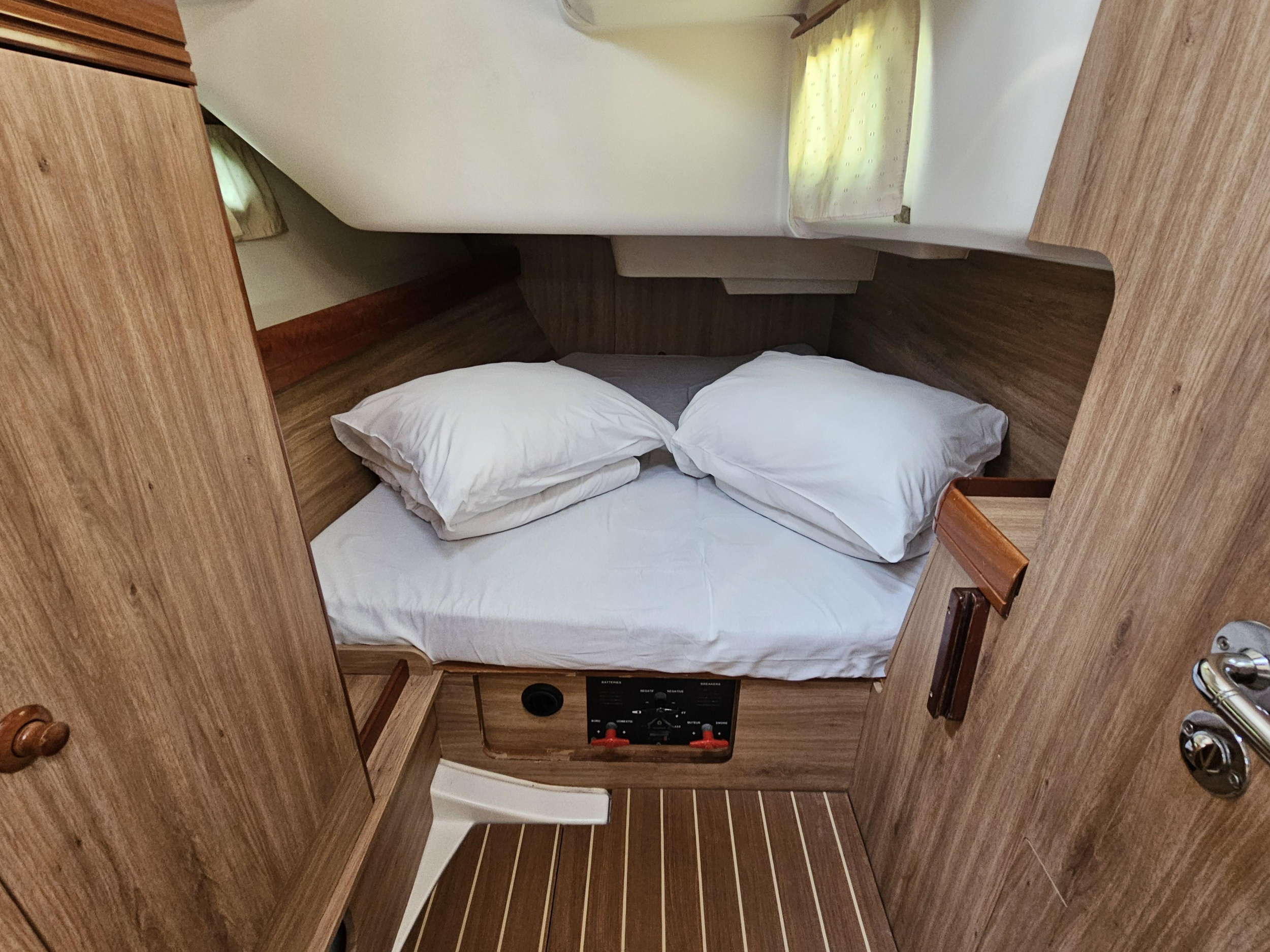 Sun Odyssey 42i — photo 7