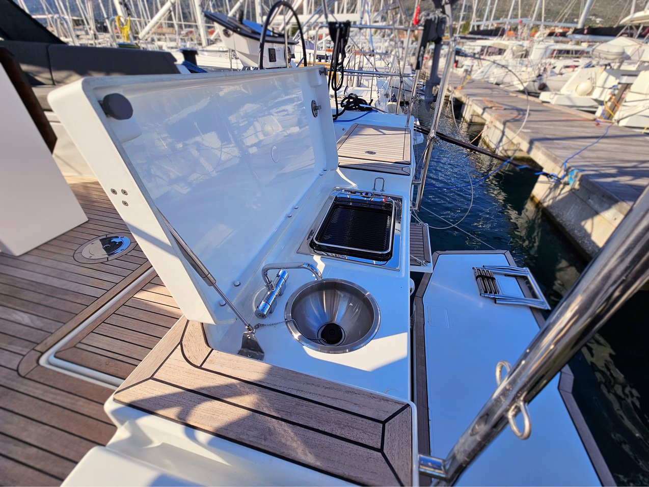 Dufour 44 - 4 cab — photo 3