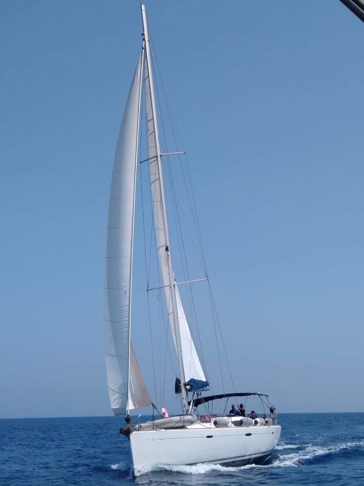 Oceanis 54 - 4 + 1 cab. — photo 6