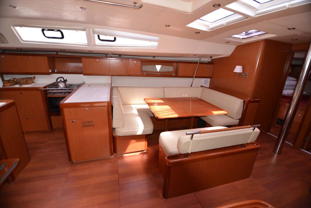 Oceanis 54 - 4 + 1 cab. — photo 14