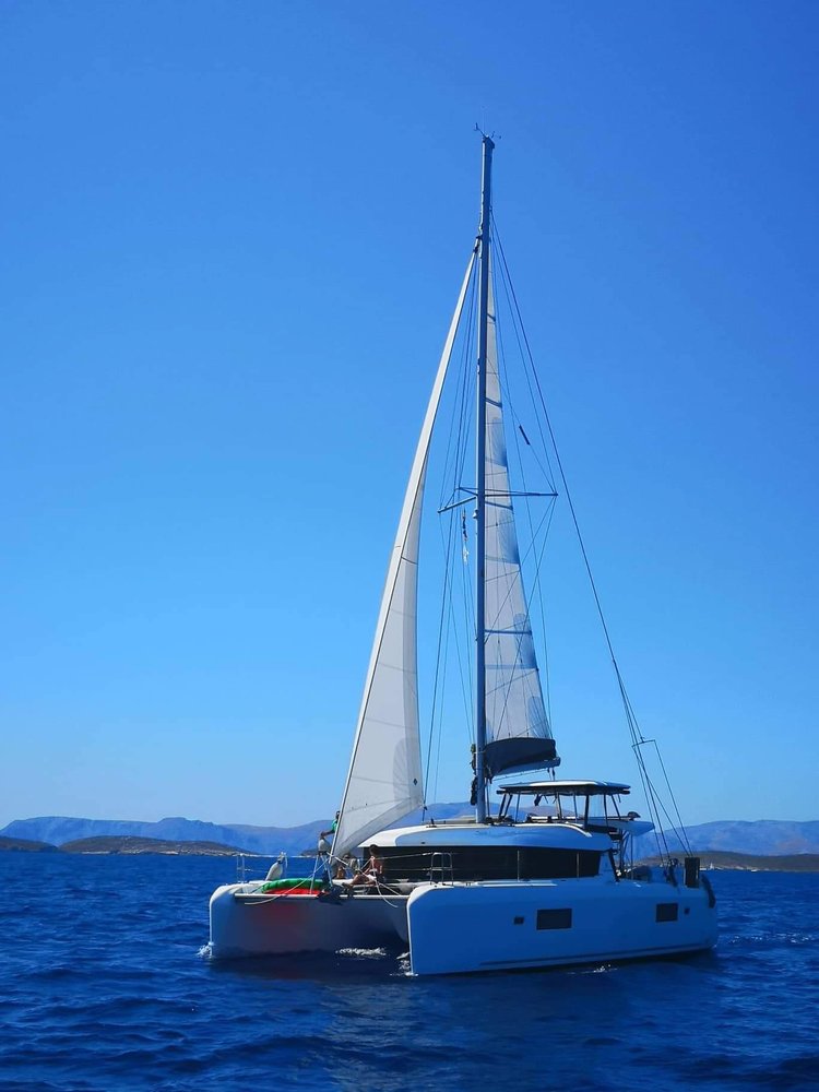 Lagoon 42 - 4 + 2 cab. — photo 4