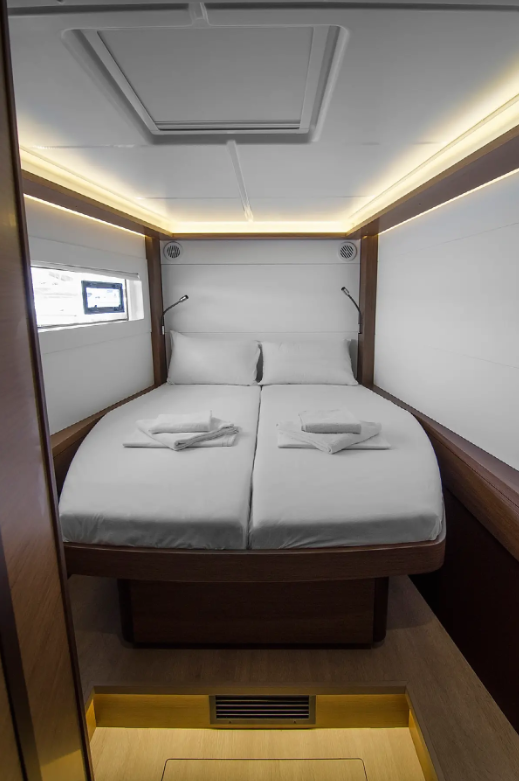 Lagoon 46 - 4 + 2 cab. — photo 7