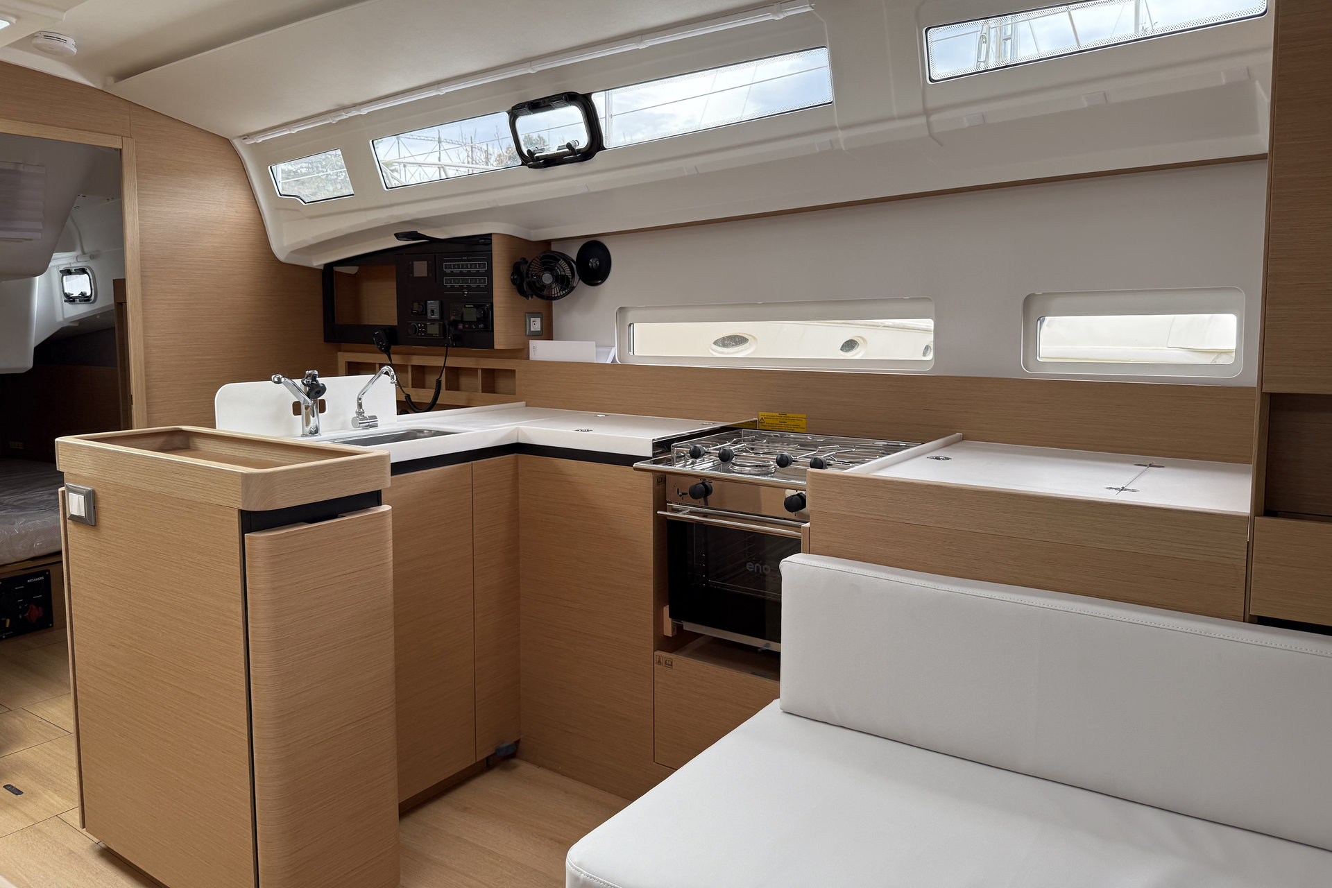 Sun Odyssey 410 - 3 cab. — photo 10
