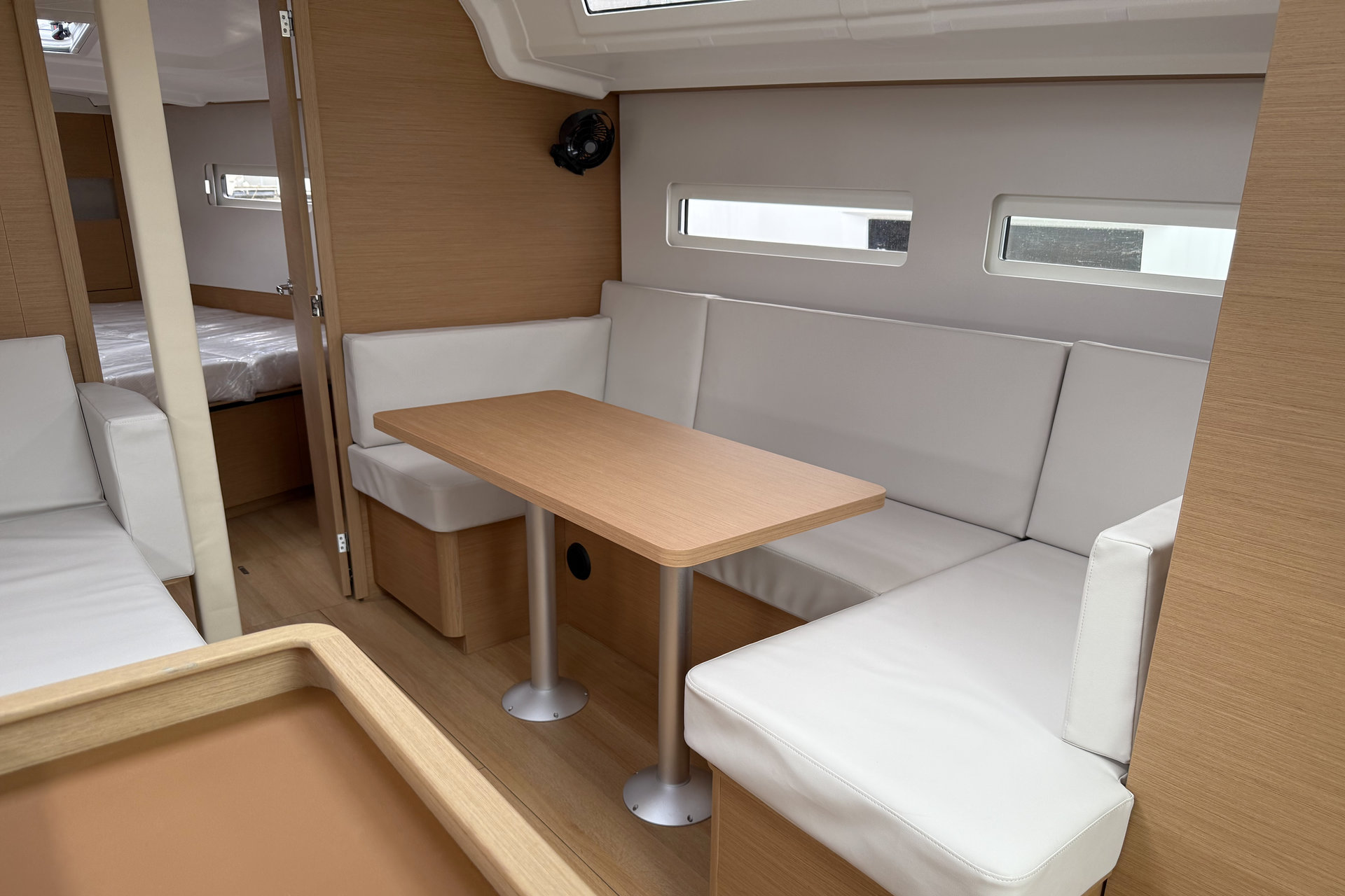 Sun Odyssey 410 - 3 cab. — photo 11
