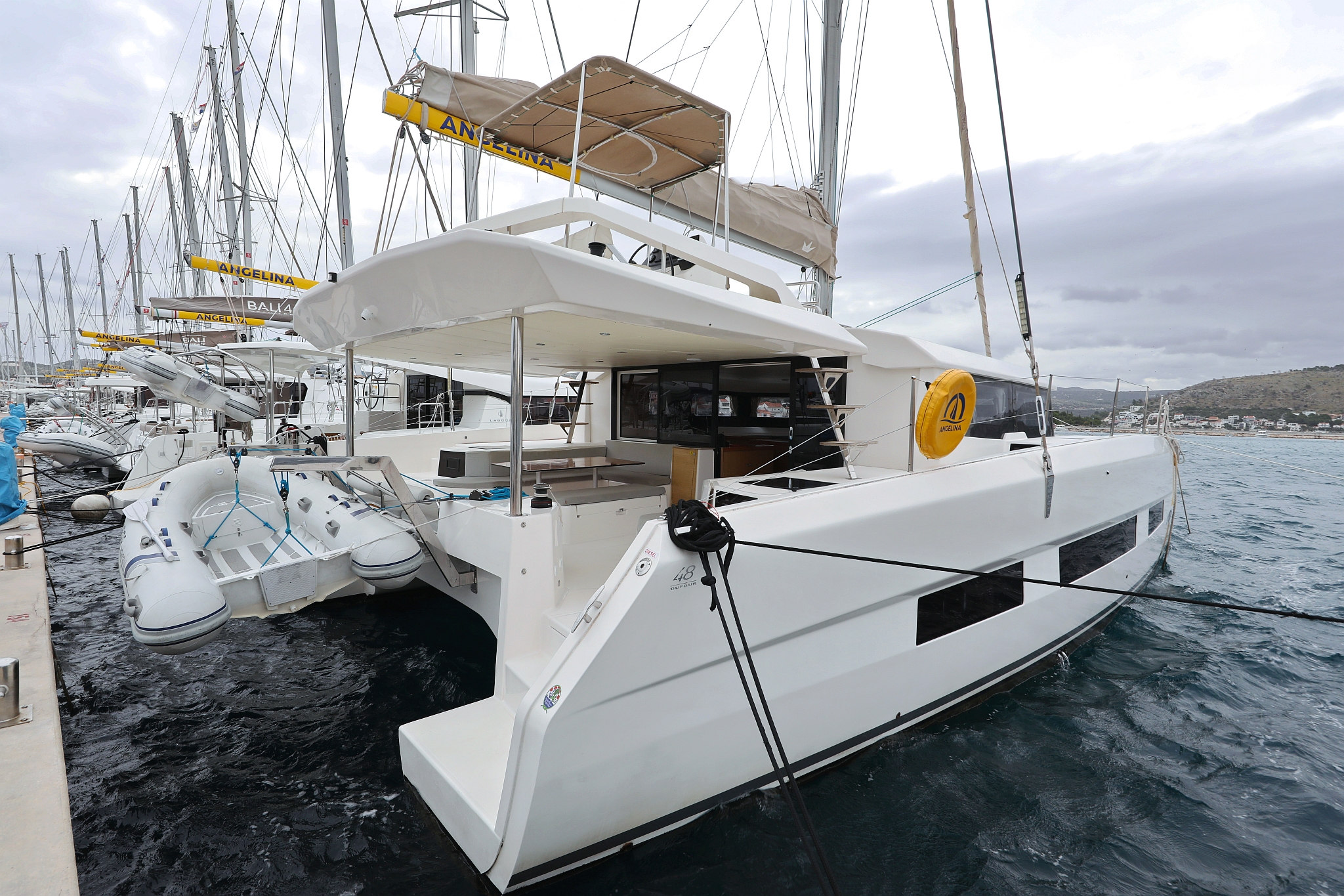 Dufour 48 Catamaran - 5 + 1 cab. — photo 3