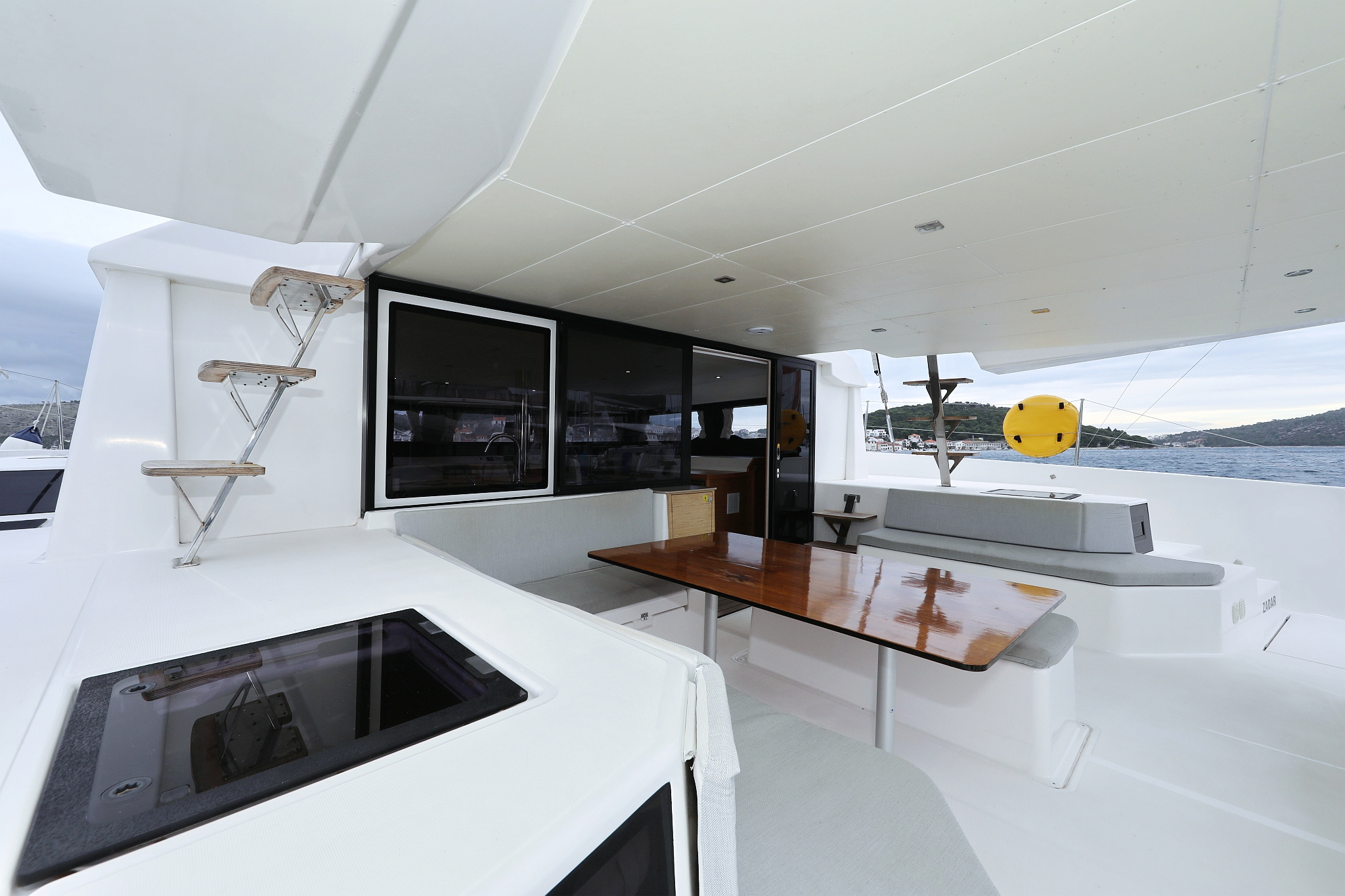 Dufour 48 Catamaran - 5 + 1 cab. — photo 4
