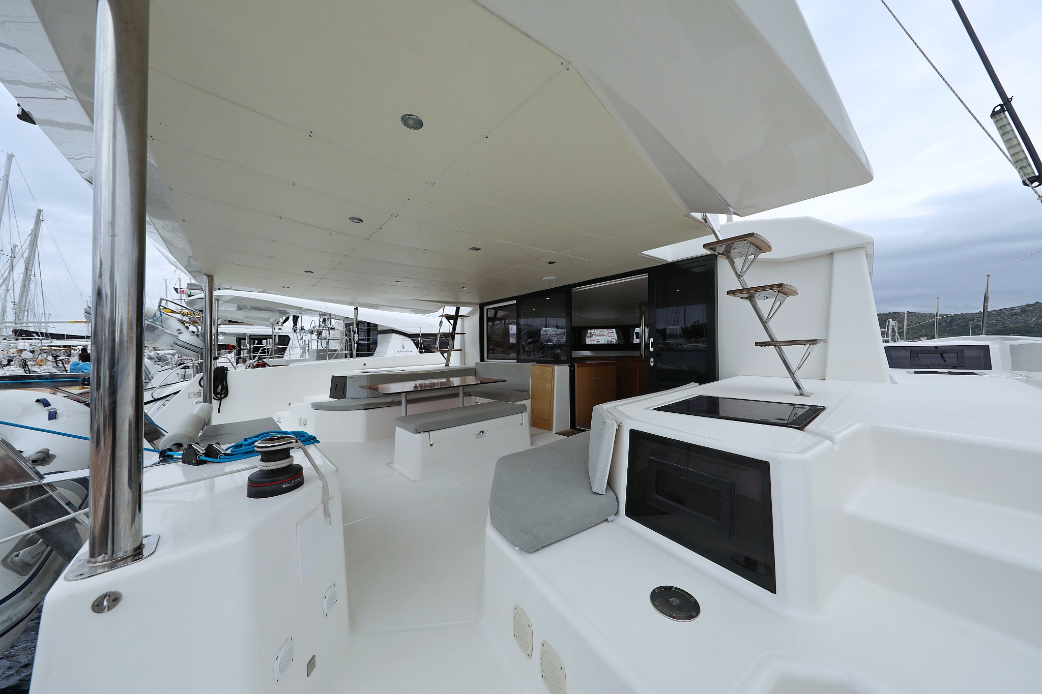 Dufour 48 Catamaran - 5 + 1 cab. — photo 5