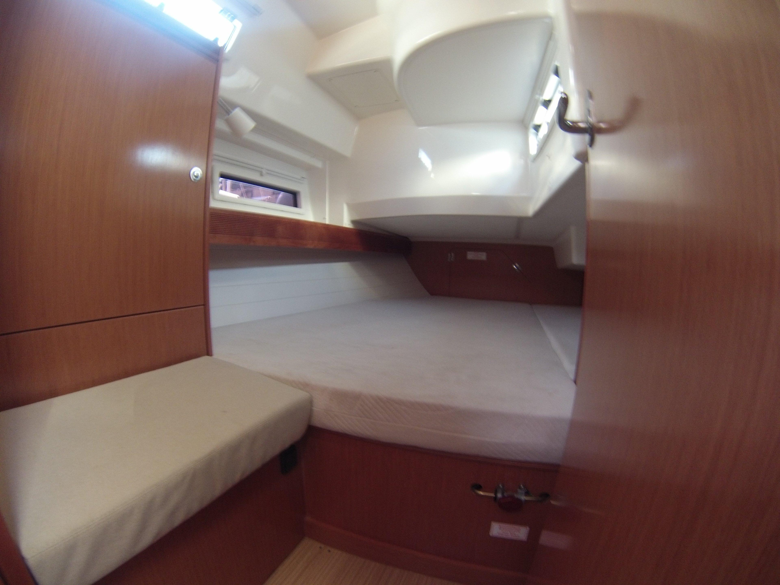 Bavaria 36 Cruiser — photo 5