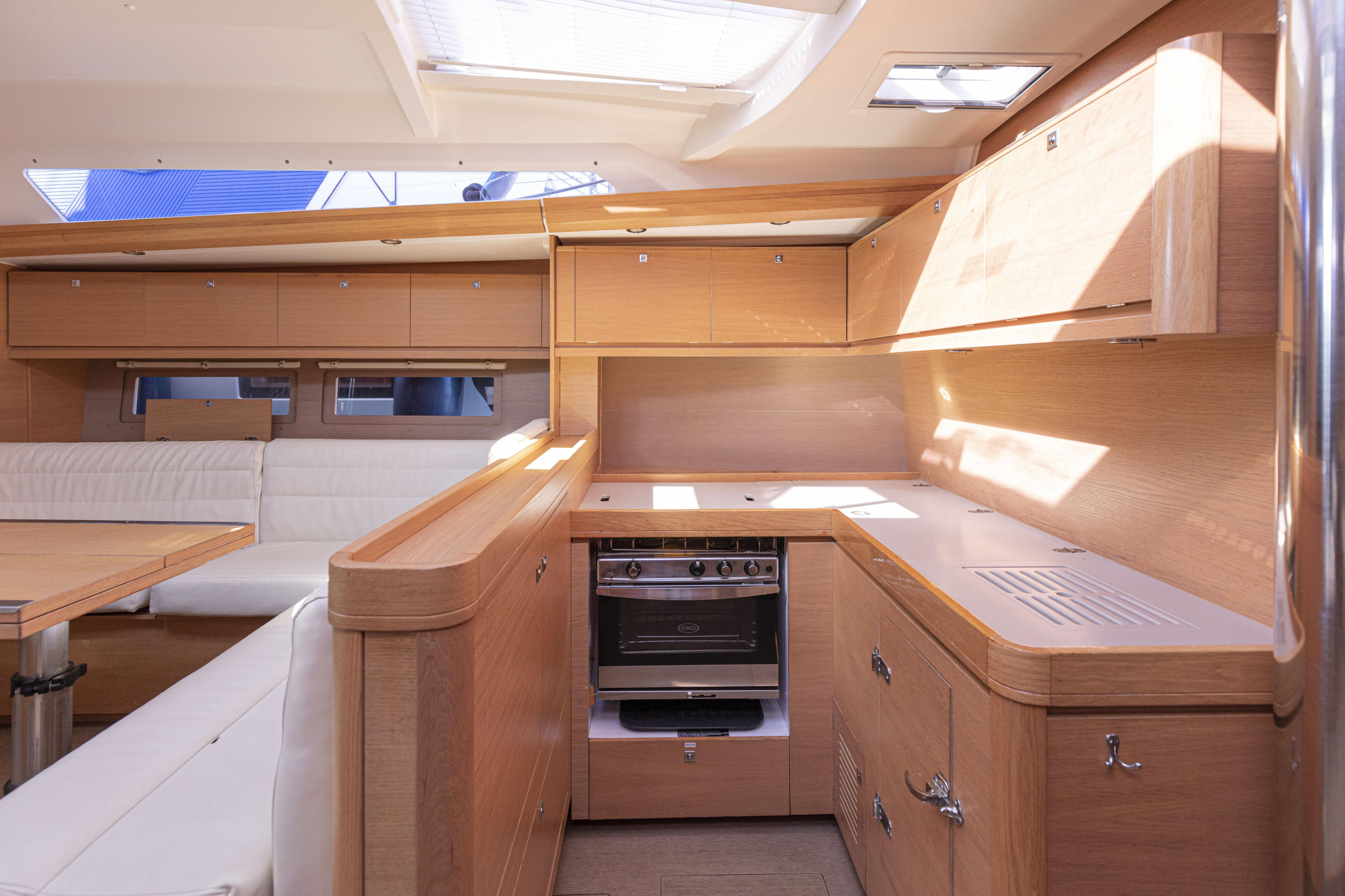 Dufour 500 GL — photo 6