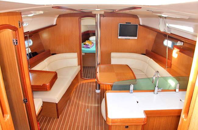 Sun Odyssey 42i — photo 4