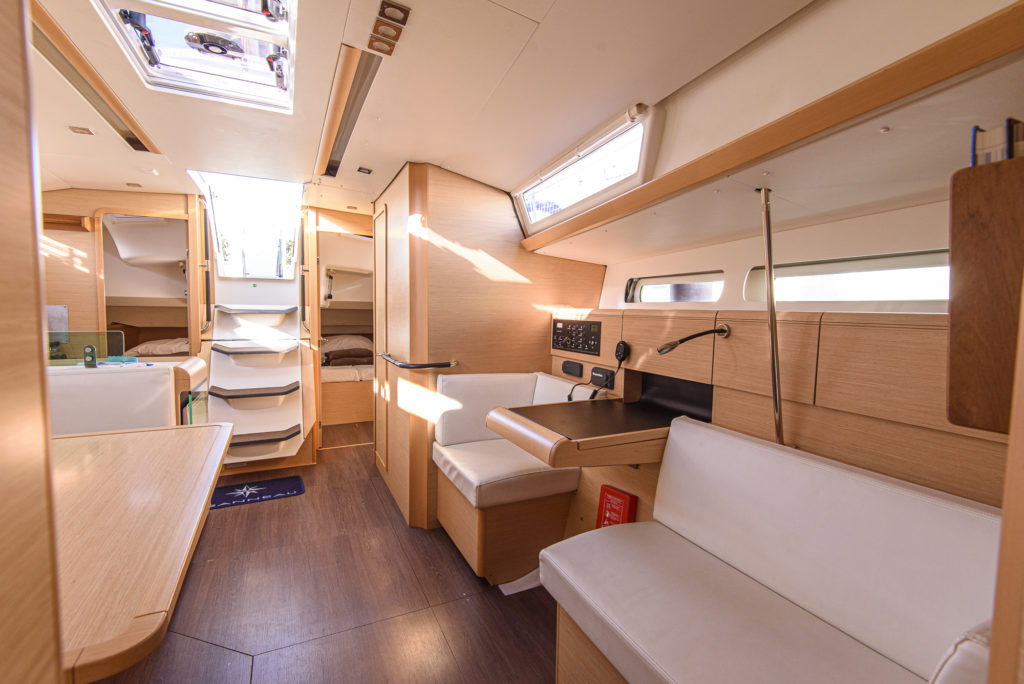 Sun Odyssey 449 — photo 4