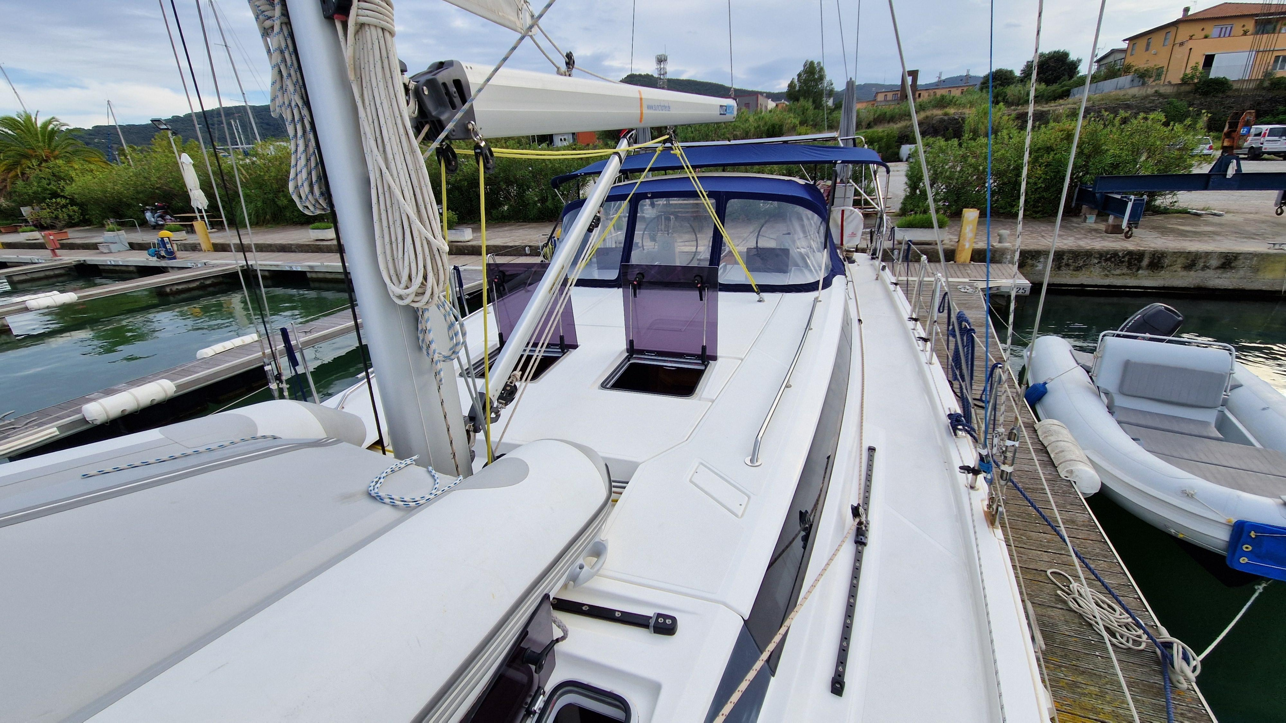 Bavaria C45 Holiday — photo 5
