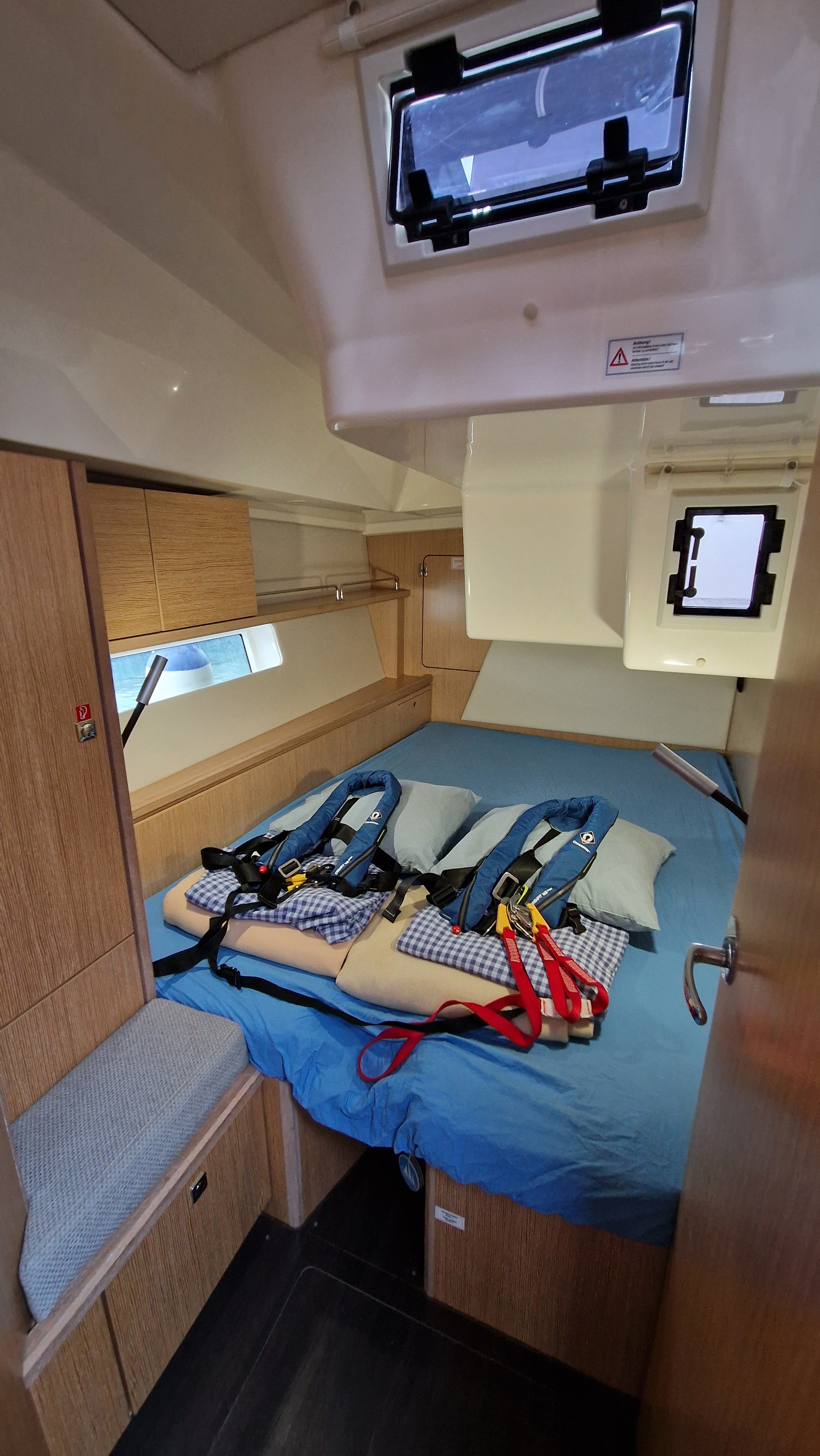 Bavaria C45 Holiday — photo 15