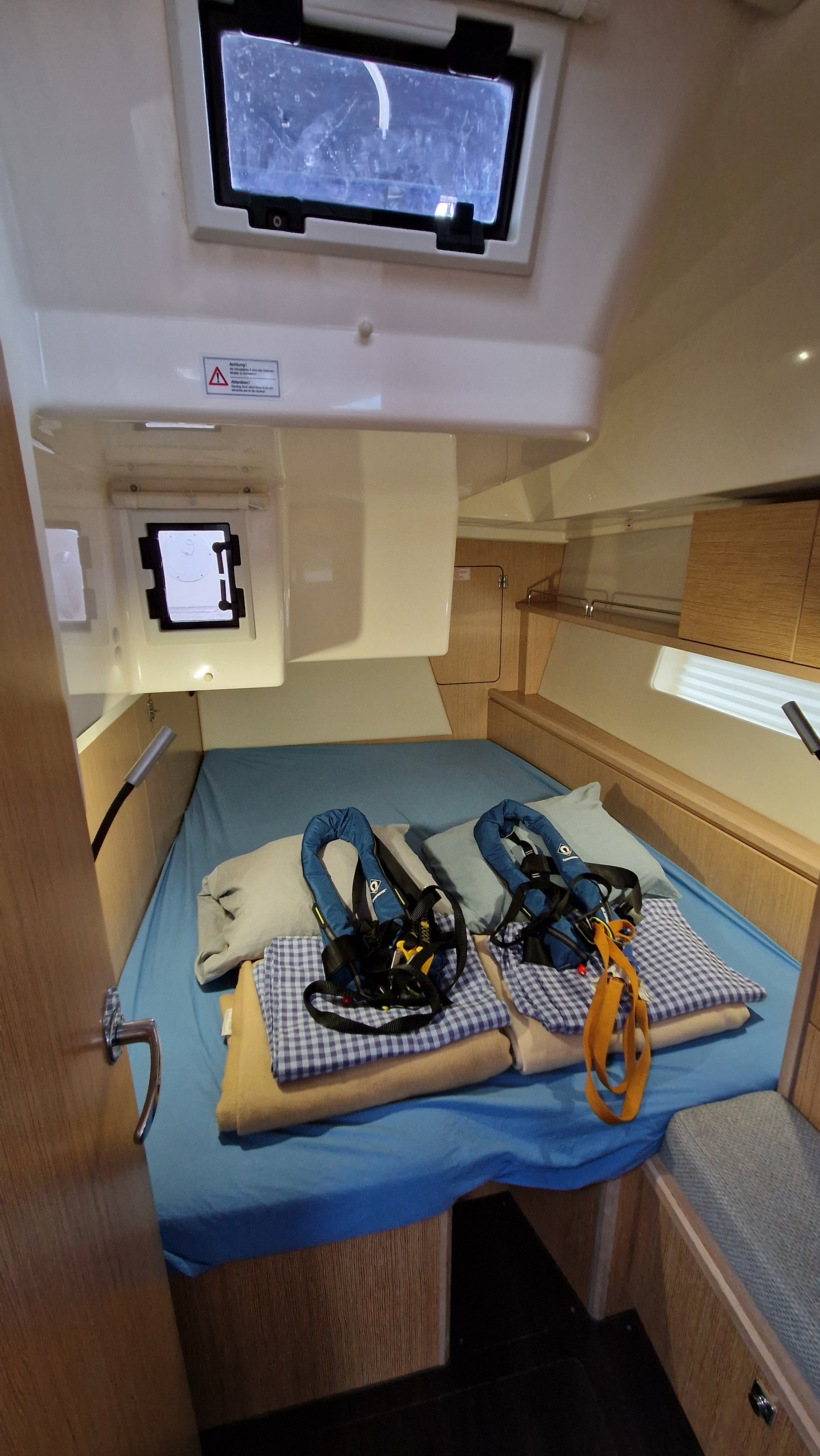 Bavaria C45 Holiday — photo 16