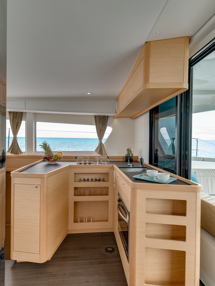 Lagoon 42 - 4 + 2 cab. — photo 19