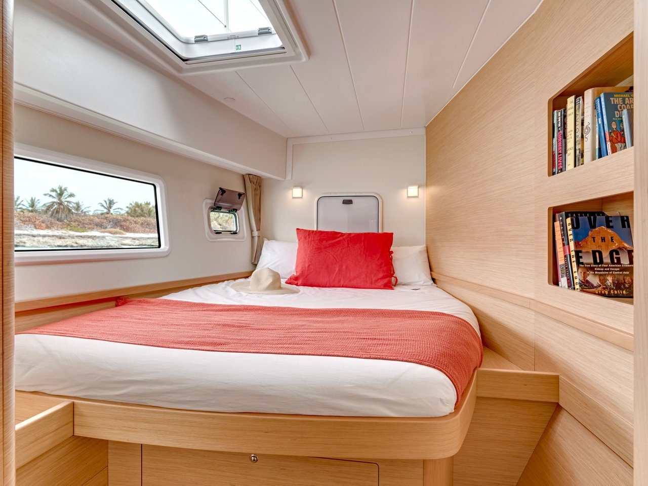 Lagoon 42 - 4 + 2 cab. — photo 21