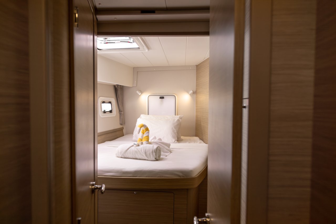 Lagoon 42 - 4 + 2 cab. — photo 24