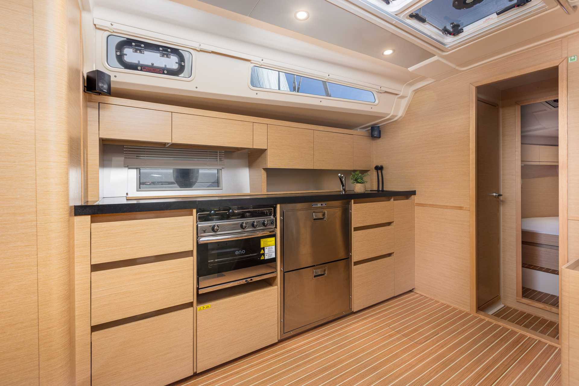 Hanse 508 - 5 + 1 cab. — photo 15