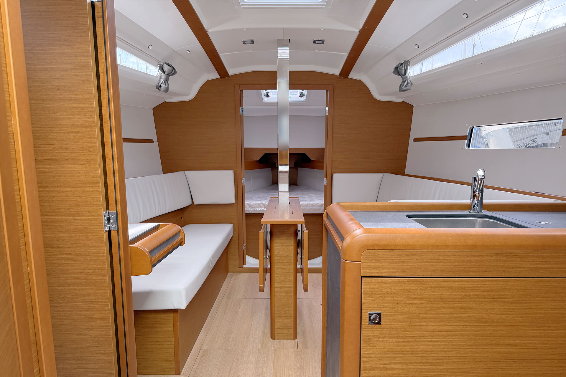 Sun Odyssey 349 - 2 cab. — photo 17